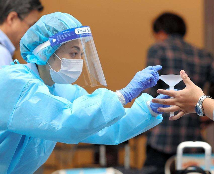 ラムダ株感染の女性は「五輪関係者」 なぜ公表遅れたのか　厚労省は隠蔽否定するも現場に警戒感〈dot.〉（AERA dot.） - Yahoo!ニュース