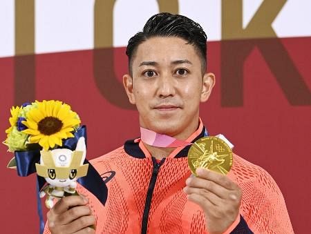 空手「金」の喜友名が閉会式旗手　東京五輪：東京新聞 TOKYO Web