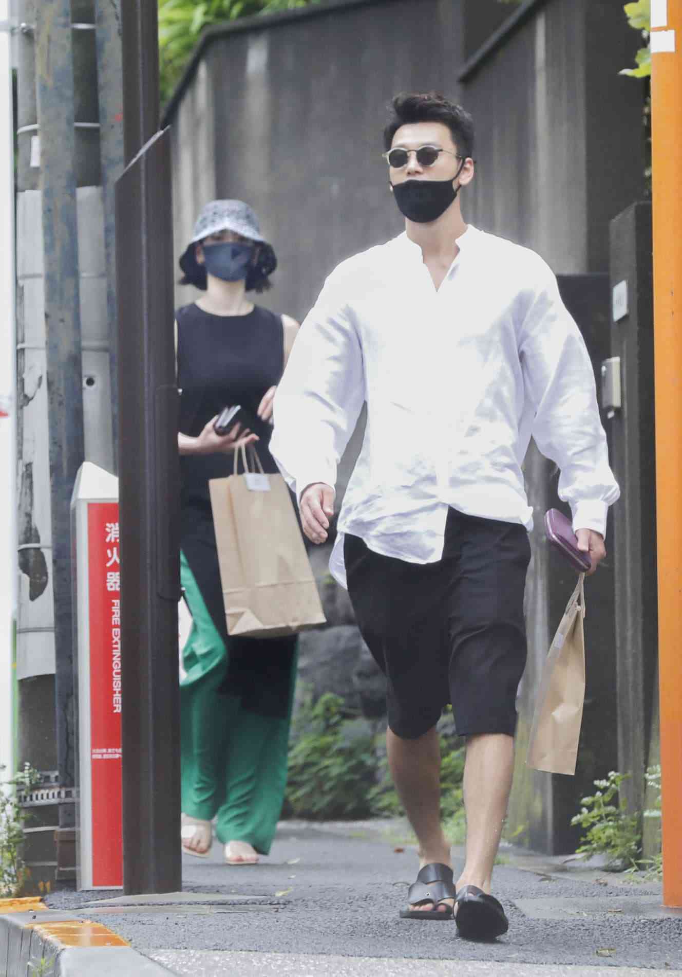 お似合い２ショット撮！竹内涼真＆三吉彩花 「結婚のタイミング」