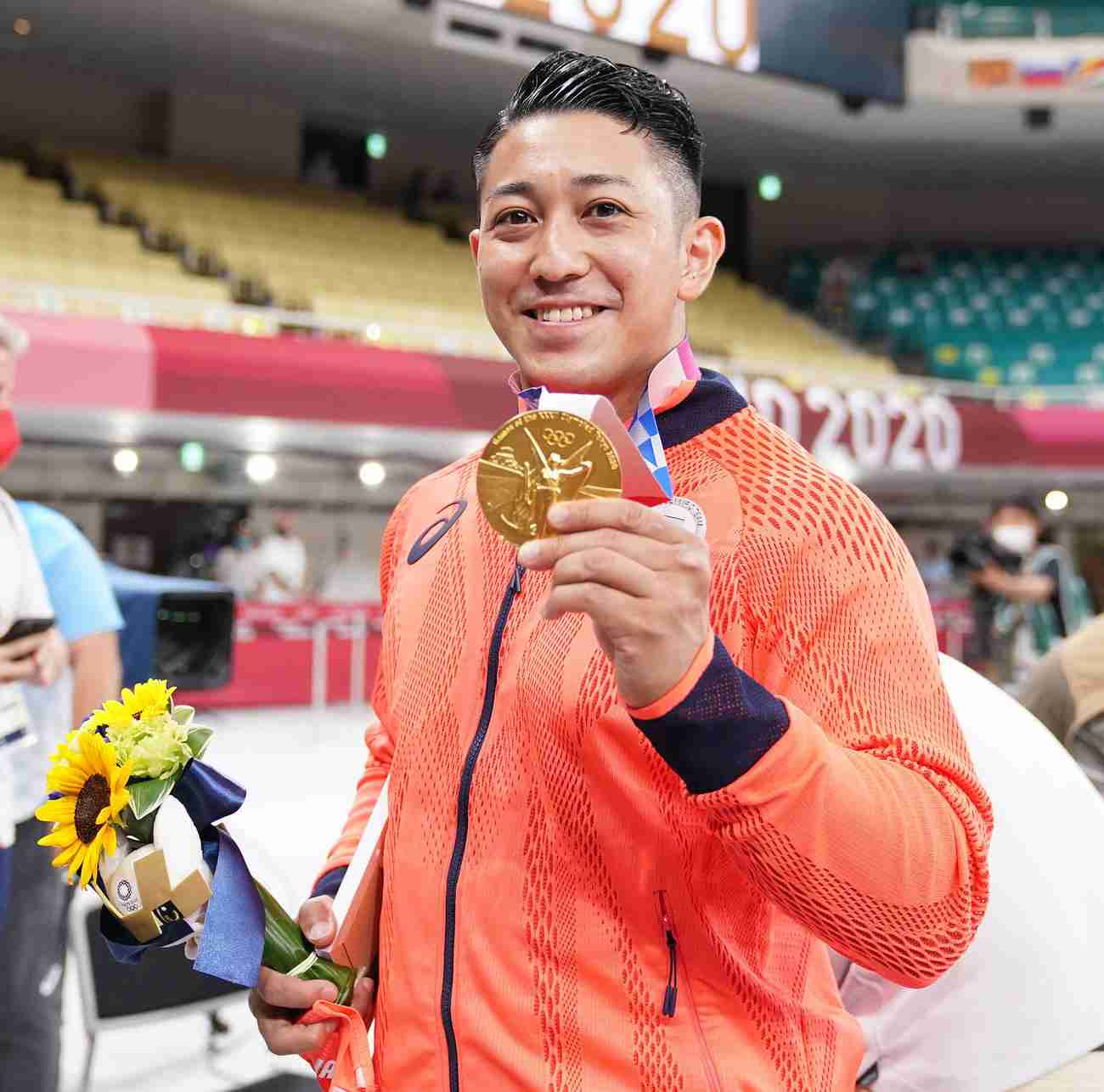 空手「金」の喜友名諒が閉会式旗手　東京五輪