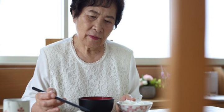 「いつか戻ってくる」愛人と駆け落ちした父を35年間待った母…慰謝料は請求できる？ - 弁護士ドットコム