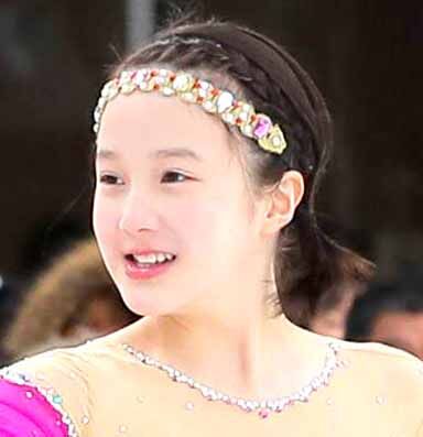 本田紗来、兄・太一さんの誕生日に真凜&望結との4きょうだいショット披露
