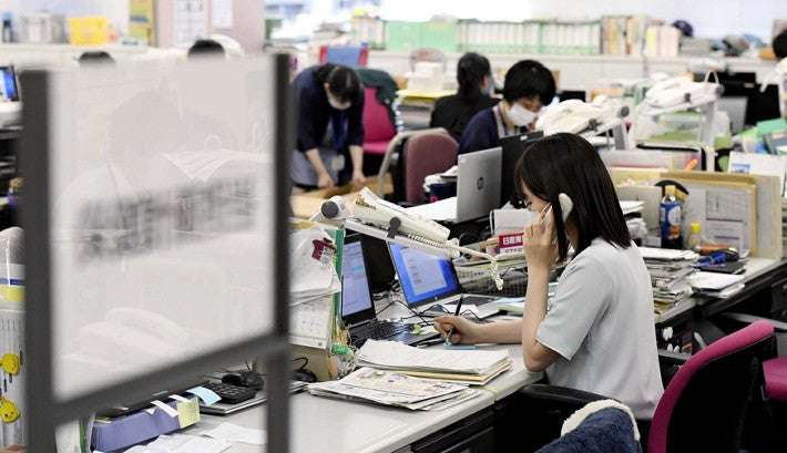 感染者が多すぎて…保健所業務が逼迫、「濃厚接触・感染経路」調査縮小の動き : 社会 : ニュース : 読売新聞オンライン