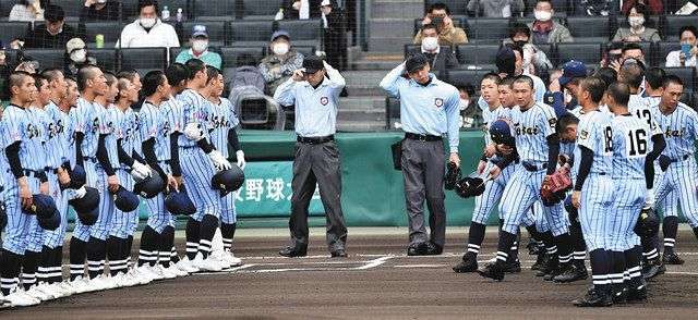 センバツ史上初の”東海大対決”…そっくりユニホームに歓客ざわめき 相模も甲府もマリンブルーの縦縞：中日スポーツ・東京中日スポーツ 