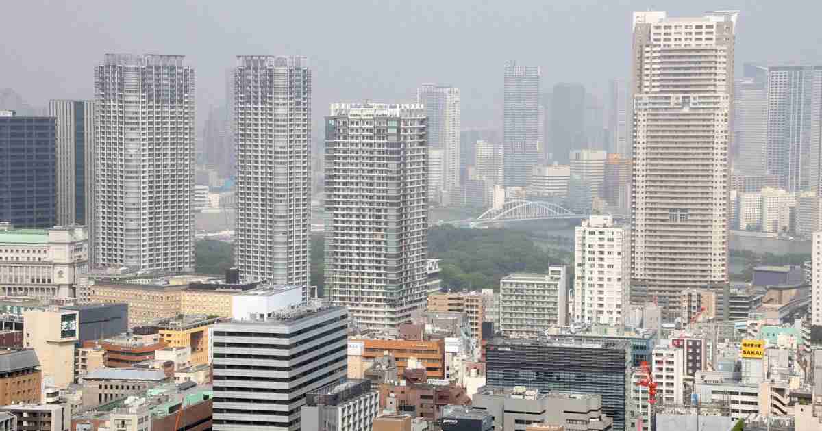 入院患者以外は原則自宅　政府、宿泊療養を限定　感染増加地域