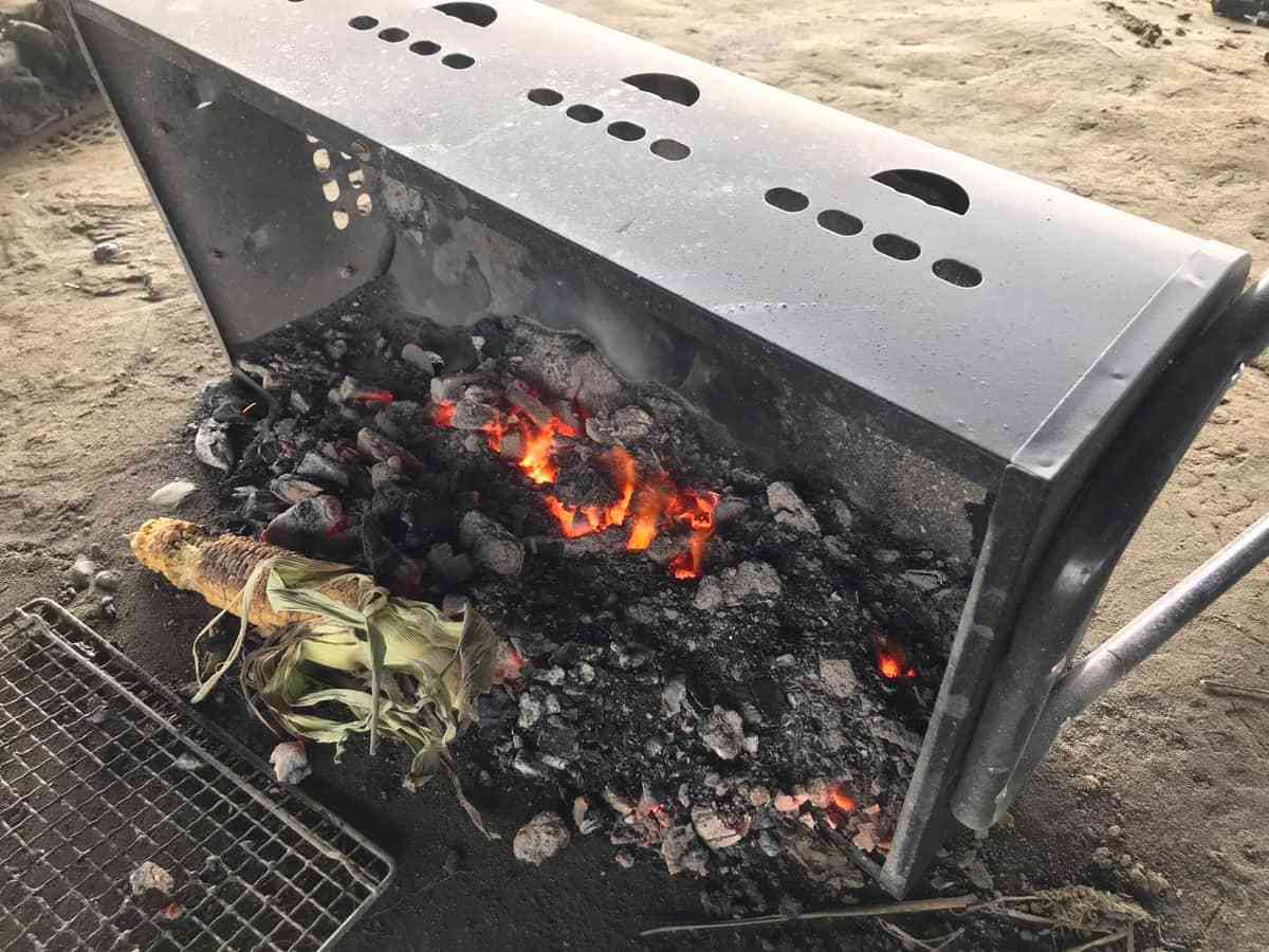 迷惑BBQ集団、多摩川に大量ゴミ放置　「ガッツリ火をつけたまま」のコンロまで...管理事務所も問題視（J-CASTニュース） - Yahoo!ニュース