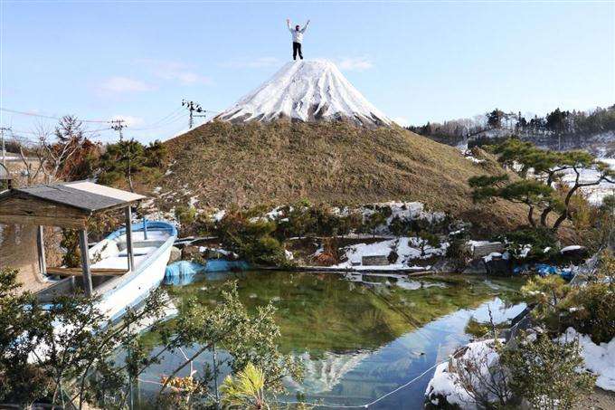あの世界遺産を自宅の庭に再現 かかった費用は1千万円超!一体ナゼ…夫の趣味に妻困惑!?