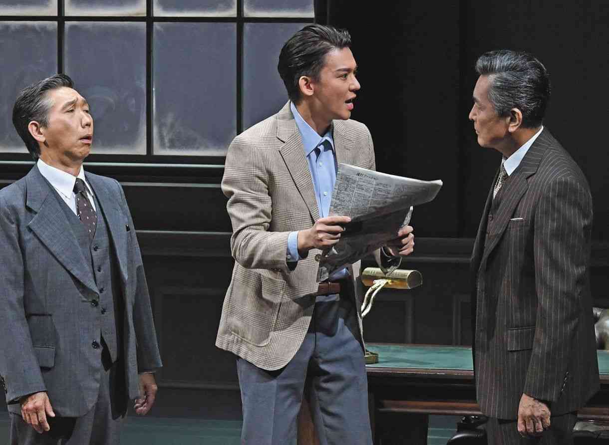 ジャニーズWEST小瀧望 圧巻の法廷シーン 成河と本気のぶつかり合い 舞台「検察側の証人」（中日スポーツ） - Yahoo!ニュース