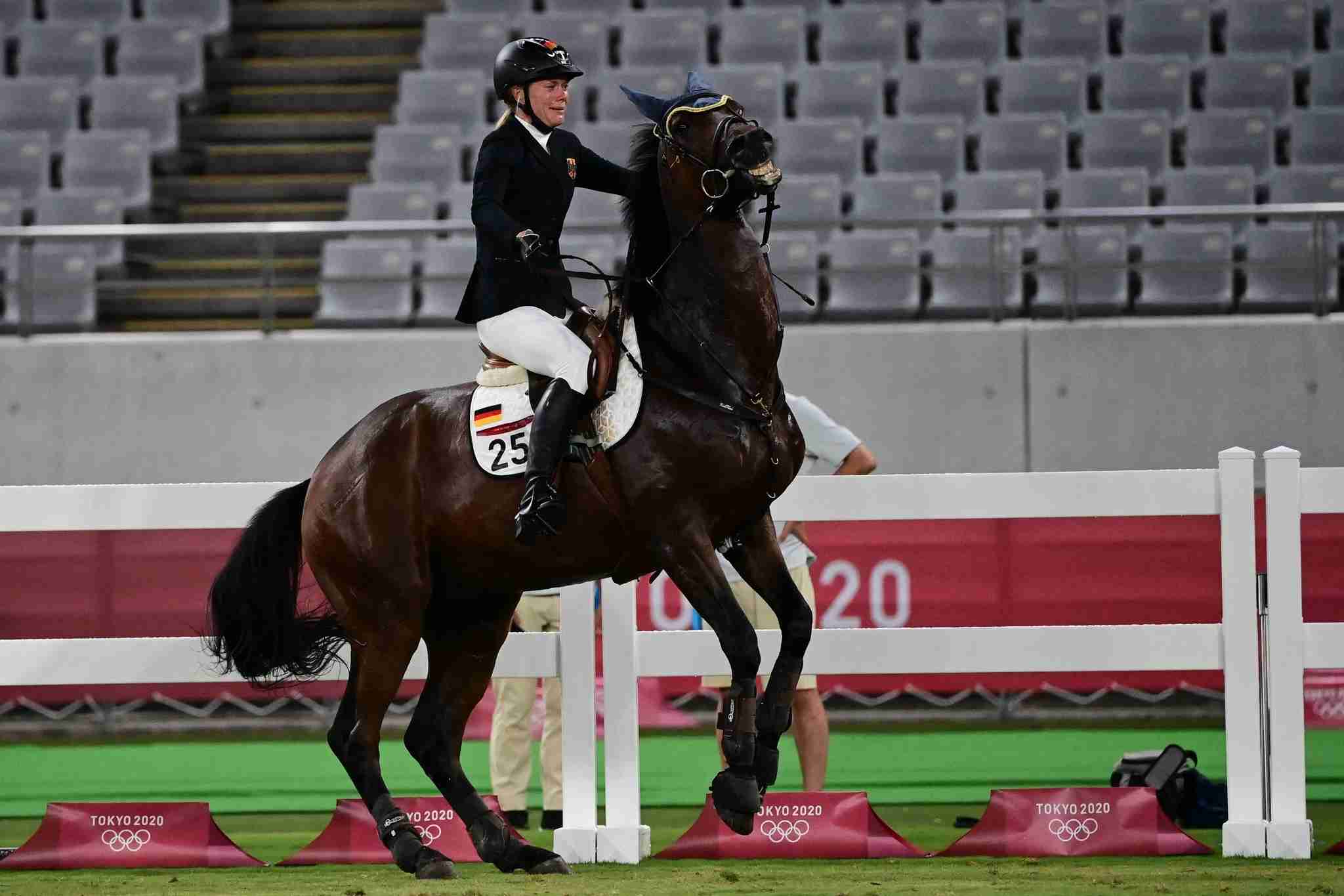 近代五種のドイツ代表コーチ、馬殴り大会から追放（ＡＦＰ＝時事） - Yahoo!ニュース