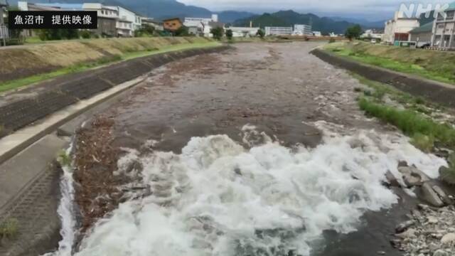 穏やかな川が数秒で濁流に 動画公開 注意呼びかけ 新潟 魚沼 | 気象 | NHKニュース