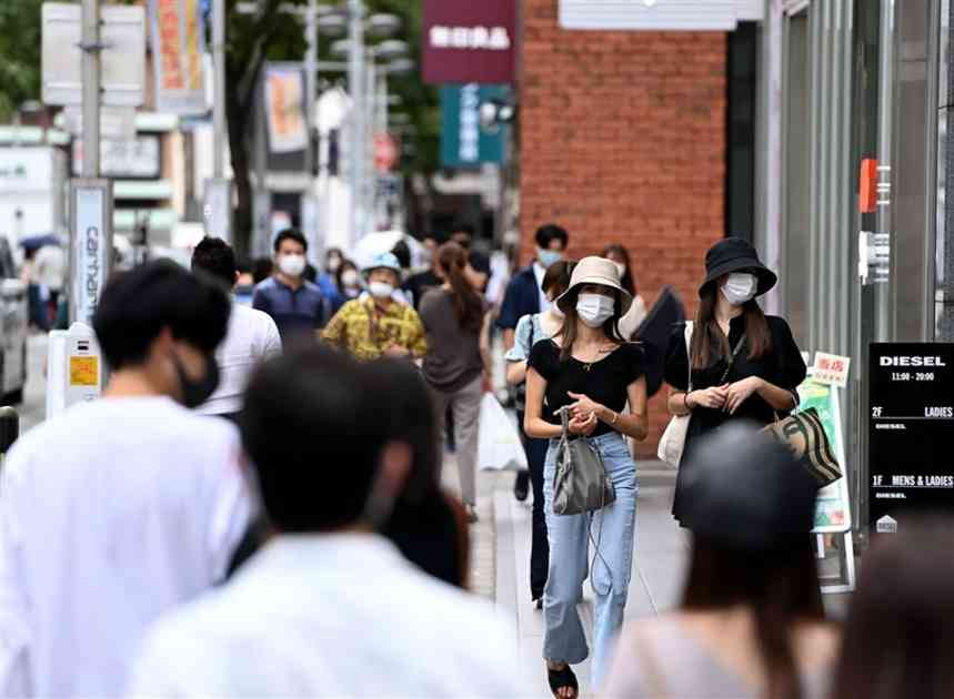 福岡の繁華街、昨年より人出増　緊急事態の呼び掛け効果なく｜【西日本新聞me】
