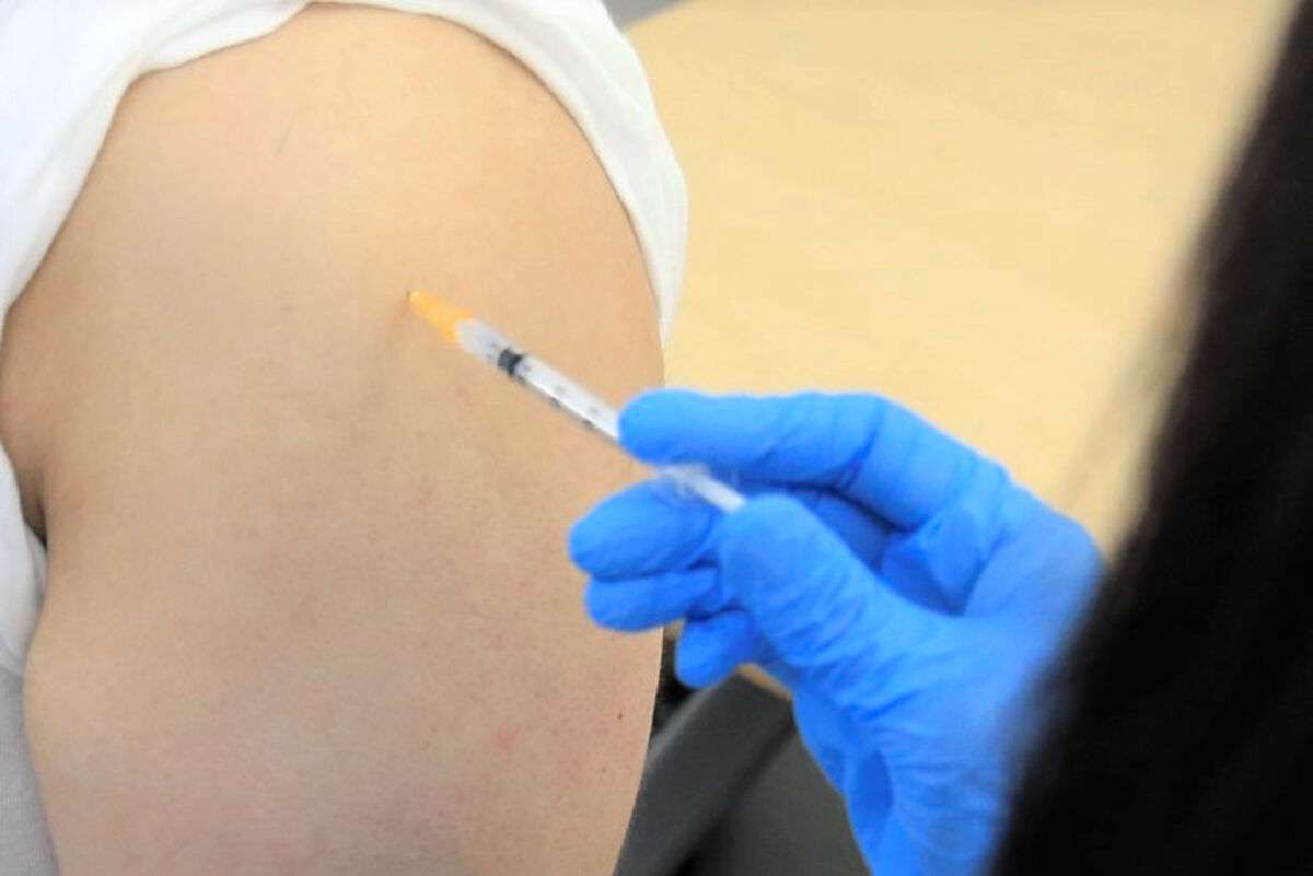 接種後の「ブレークスルー感染」じわり　２回目終えても予防策徹底を | 河北新報オンラインニュース / ONLINE NEWS