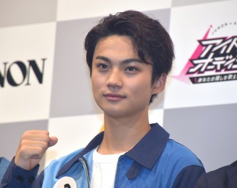 アミューズ初の男性アイドル誕生 新潟出身17歳「声震えて、出ないです」