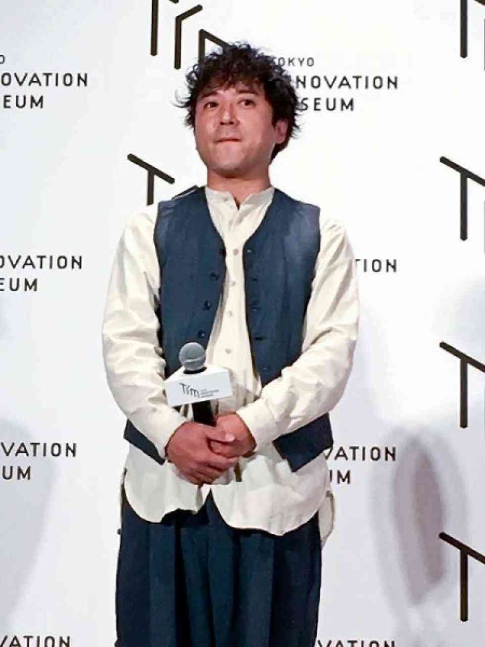 阿佐ヶ谷姉妹の事務所に所属する若手芸人、最大のライバルはムロツヨシ？ | リアルライブ