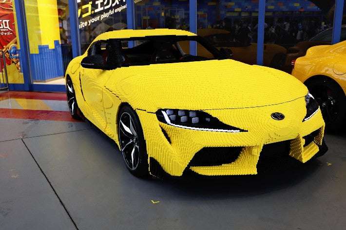 レゴ４８万個で実物大「スープラ」…組み立て２４００時間、走行も可能 : 経済 : ニュース : 読売新聞オンライン