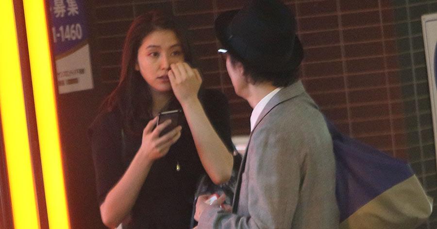 長澤まさみ“お泊りセット”持参でリリー・フランキーと深夜密会 | 女性自身