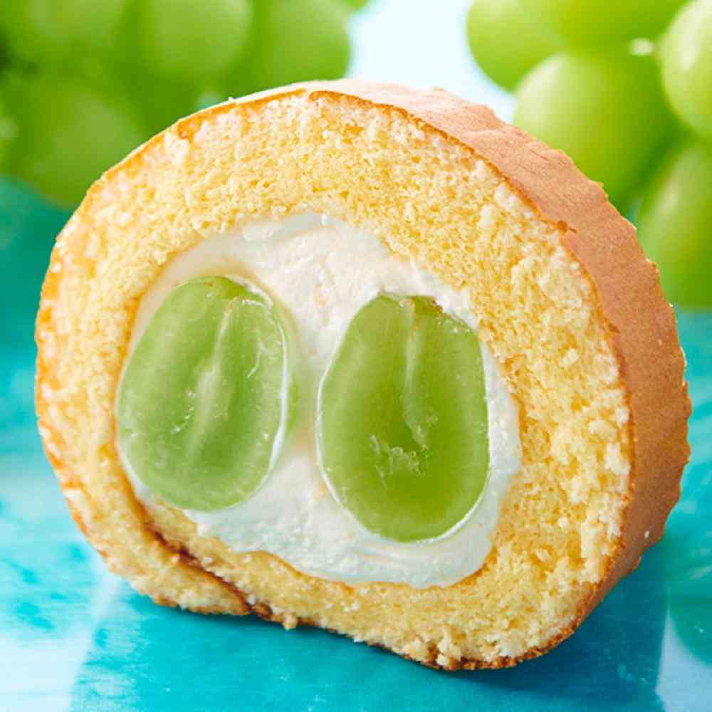 シャトレーゼが「シャインマスカット天国」になったぞ~!100円台で買える極上スイーツ4連発