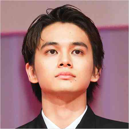人気女性ヴォーカルの「北村匠海との匂わせインスタ」疑惑にファン大警戒！