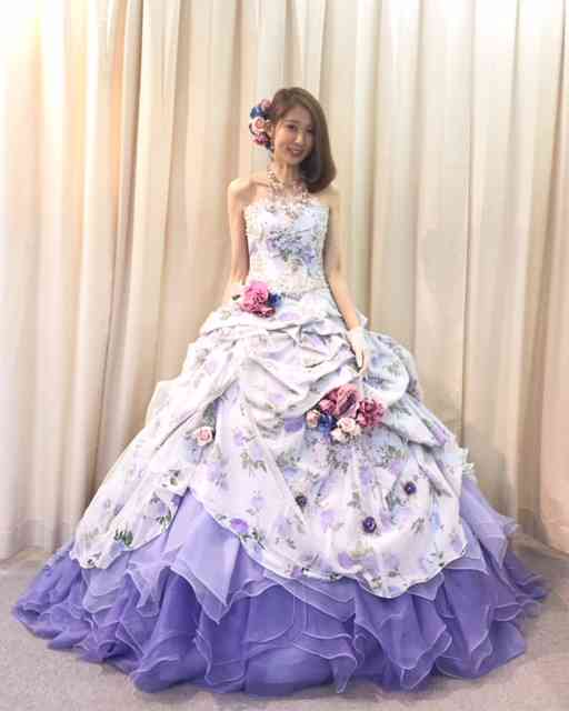 ブリブリなウェディング、カラードレスが見たい