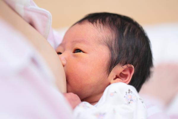 【新型コロナウイルス】ワクチン2回接種の女性の母乳は新型コロナ抗体が100倍に＝米フロリダ大研究チーム｜日刊ゲンダイDIGITAL