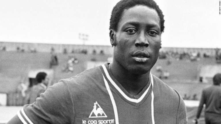CNN.co.jp : 手術ミスで３９年の昏睡、元フランス代表のサッカー選手死去
