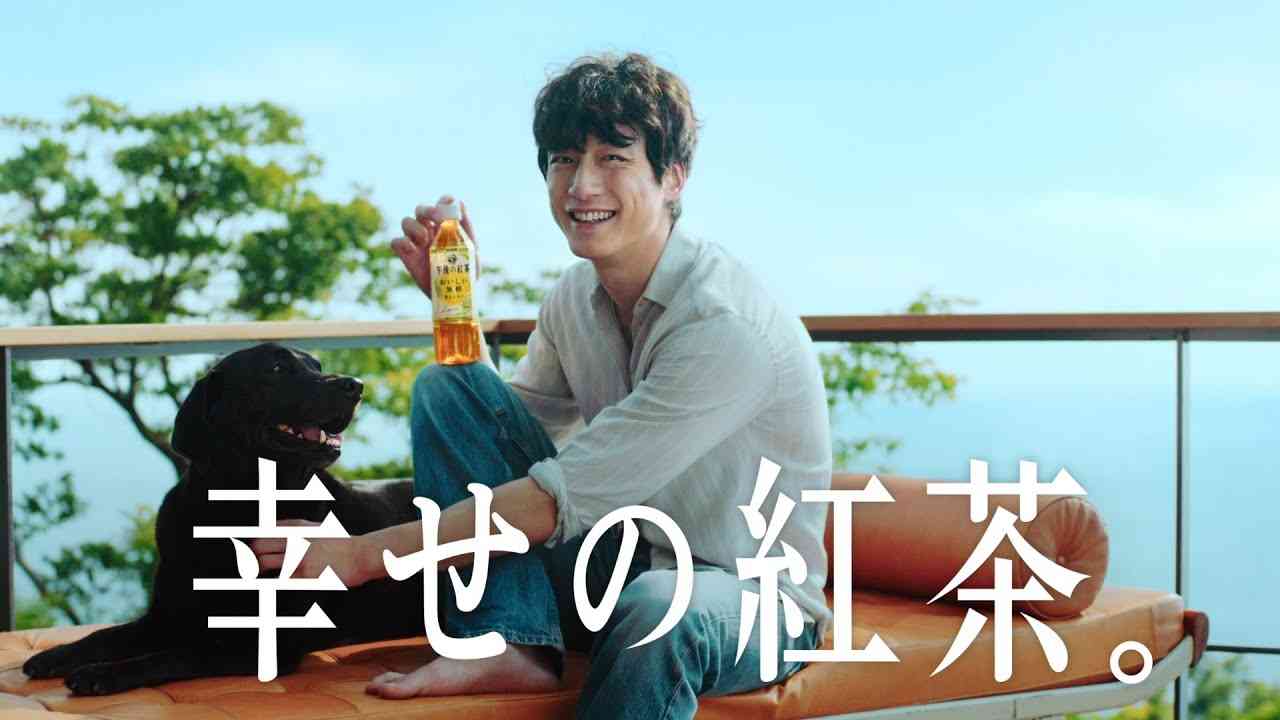 キリン 午後の紅茶　「新しい爽やかさを、無糖の紅茶から。 おいしい無糖 香るレモン 新登場」篇 15秒 - YouTube