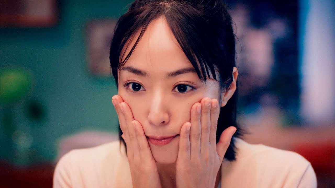 井上真央、TV初披露の歌声にのせ、保湿ルーティン披露！　カゴメ「ラブレダブル」新TVCM「＃私の保湿ルーティン篇」 - YouTube