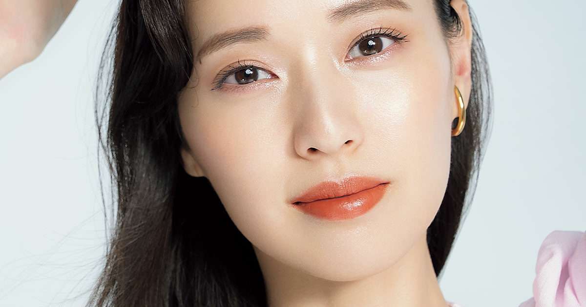 【戸田恵梨香】愛は認め合うことから始まる。【COVER BEAUTY】｜美容メディアVOCE（ヴォーチェ）