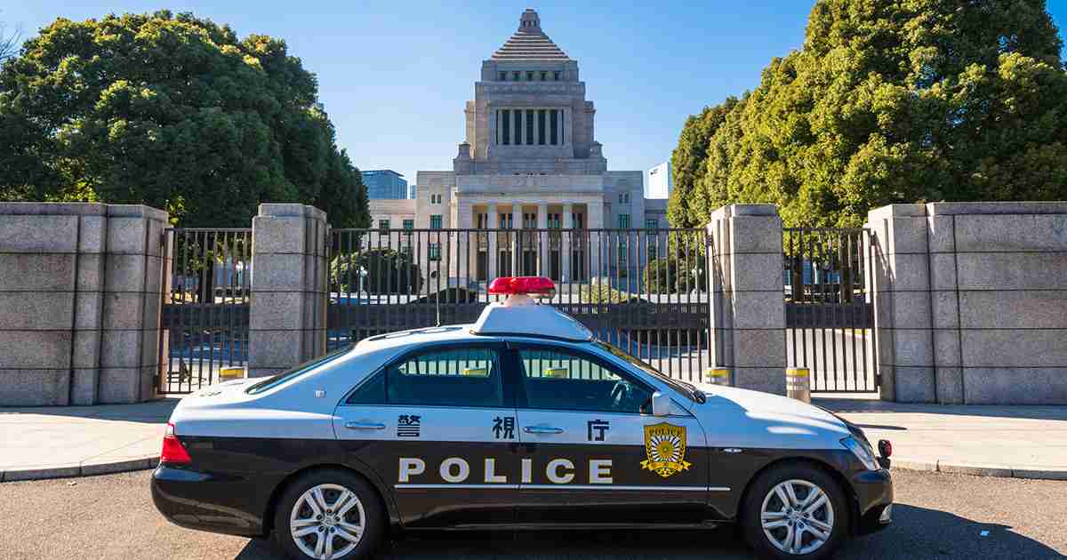 カジノ利権を警察が狙う、天下り先激減で | 情報戦の裏側 | ダイヤモンド・オンライン