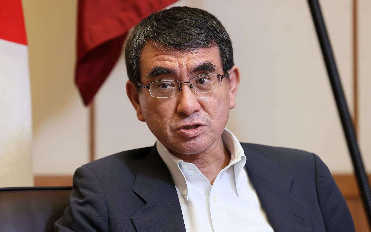 河野太郎大臣パワハラ音声　官僚に怒鳴り声「日本語わかる奴、出せよ」 | 文春オンライン
