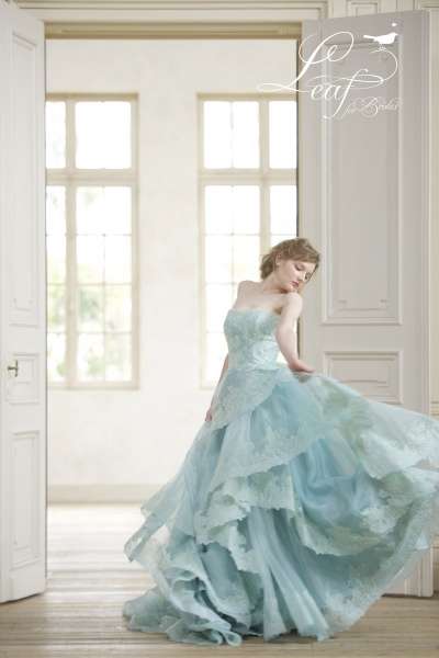 ブリブリなウェディング、カラードレスが見たい