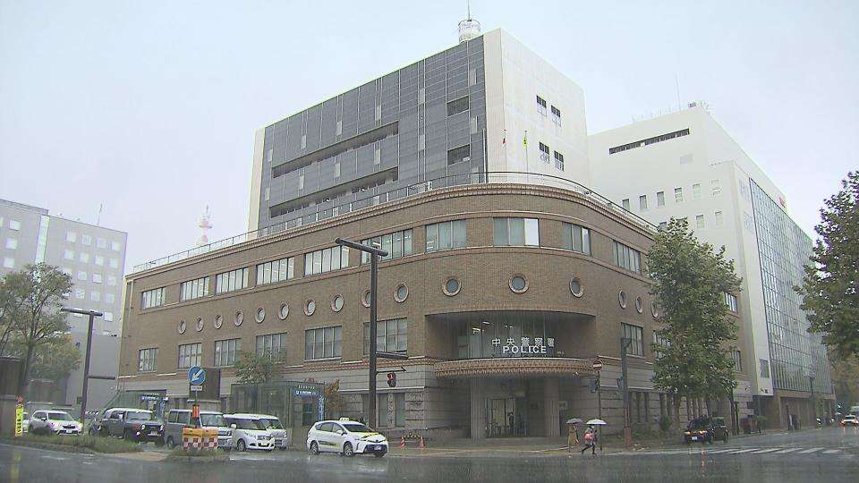 「歩行中に肩がぶつかった」男性殴り重傷負わせる　23歳理容師、警官から逃げるも２日後に逮捕　札幌市（HBCニュース） - Yahoo!ニュース
