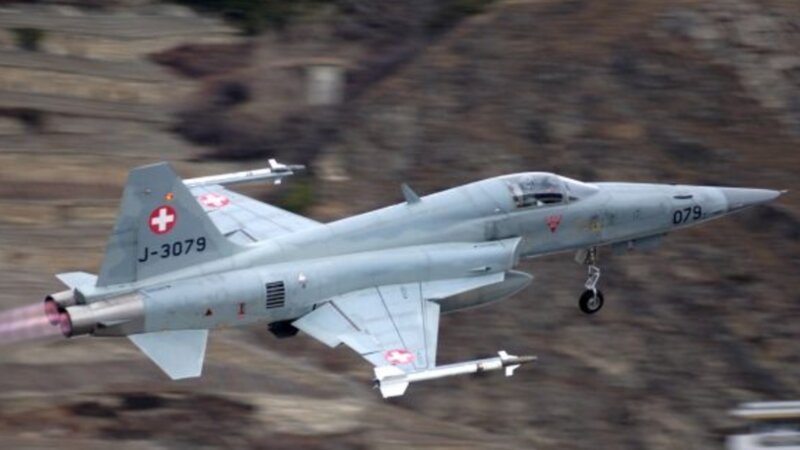 スイス国民投票で戦闘機の購入を賛成50.15％の僅差で可決（JSF） - 個人 - Yahoo!ニュース