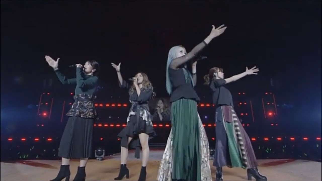 赤いフリージア／メロン記念日(Hello! Project 20th Anniversary!! Hello! Project ハロ! フェス 2018 ) - YouTube