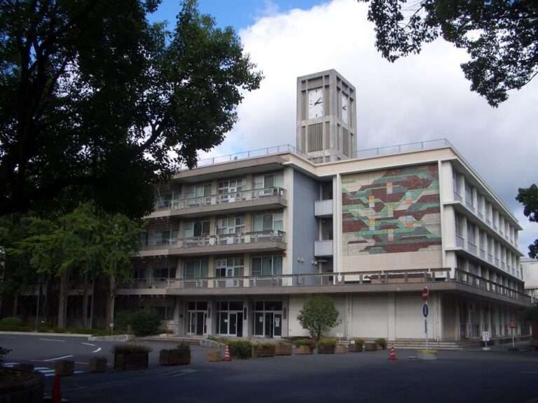 長崎大学の偏差値ランキング 2021～2022 学部別一覧【最新データ】│大学偏差値ランキング「大学偏差値 研究所」