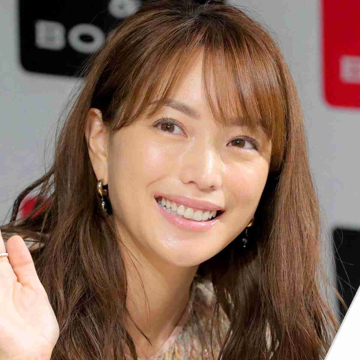 第2子妊娠中の蛯原友里 ふんわり私服を披露 かわいいマタニティコーデ ガールズちゃんねる Girls Channel