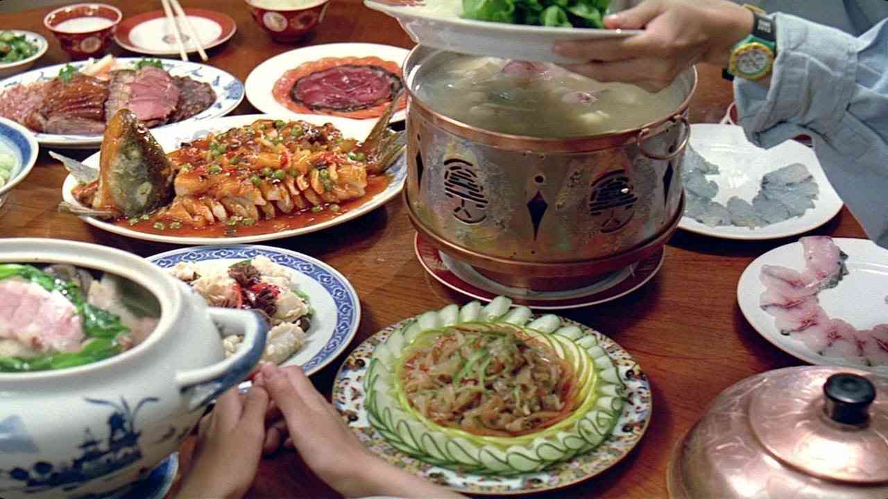 恋人たちの食卓 1994アン・リー（李安） - YouTube