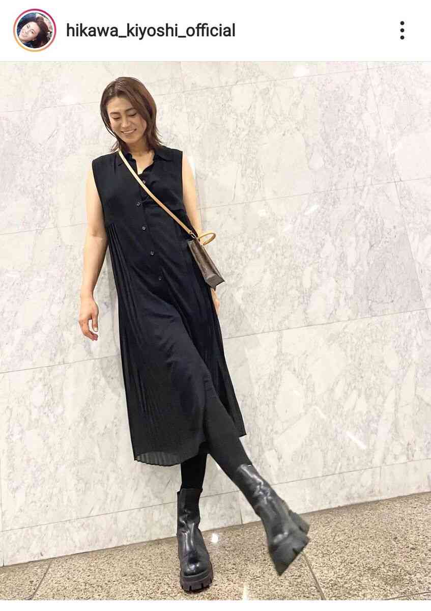 氷川きよし、ロングドレスで剣を構える美ショット「私がやらなきゃ誰がやるの!」