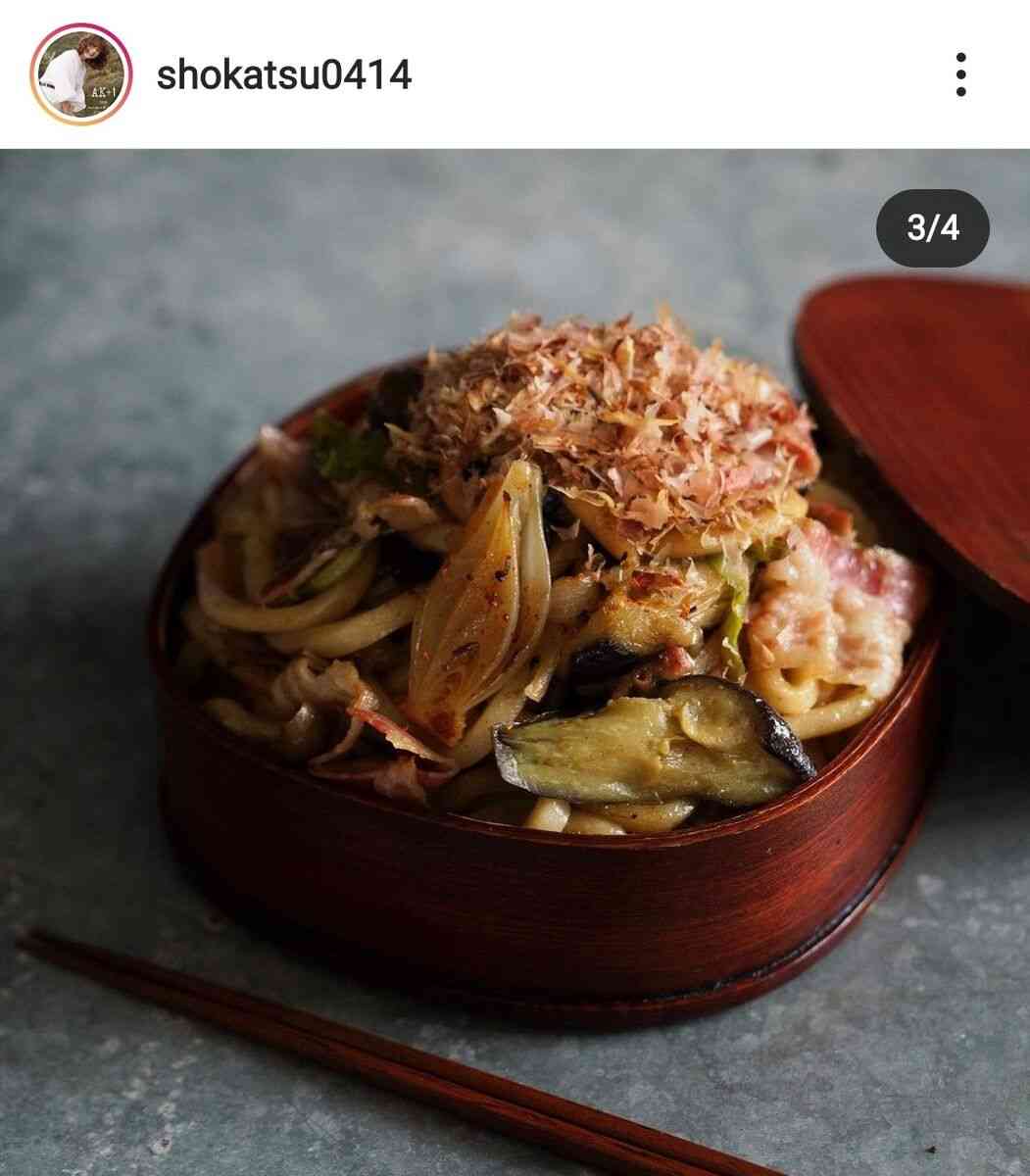 清原和博氏の元妻・亜希、豪快すぎる焼きうどん弁当を公開しファン騒然「絶対フタが閉まらない」