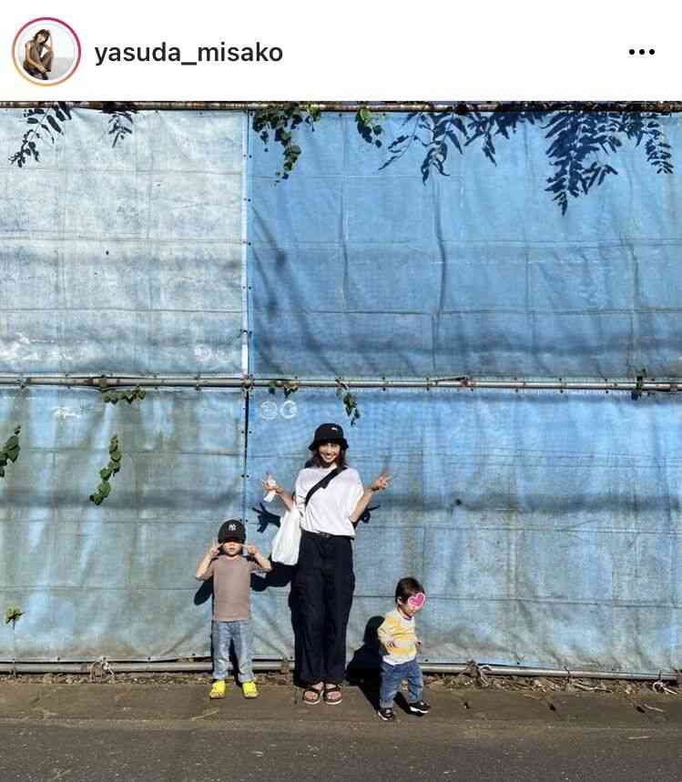安田美沙子、はだしで長男&次男と芋掘り「子供たち輝いてる」「色々経験させてあげて素敵」