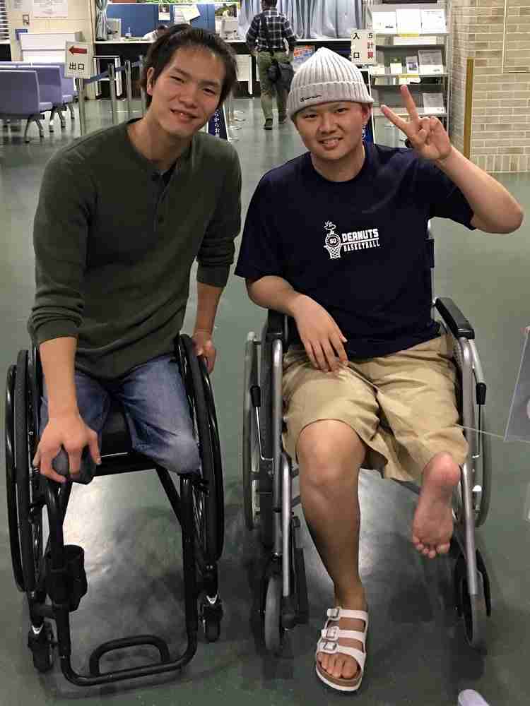 がんと闘いながら車いすバスケに励む青年　鳥海先輩に勇気もらった（長崎新聞） - Yahoo!ニュース
