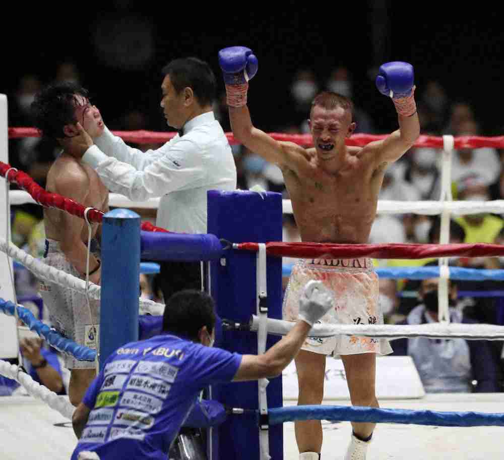 矢吹正道が新王者！10回TKO　コロナ感染から復帰の拳四朗V9ならず…（スポニチアネックス） - Yahoo!ニュース