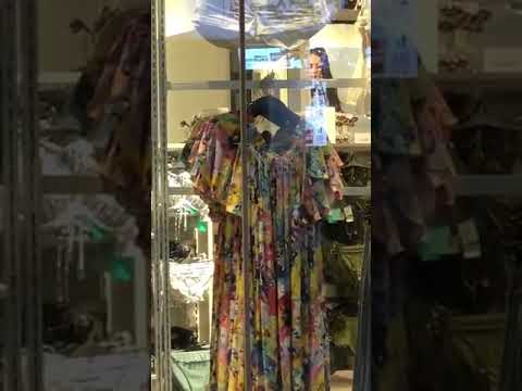 激裏T・渋谷・H&Mにもネズミが出没し話題 - YouTube