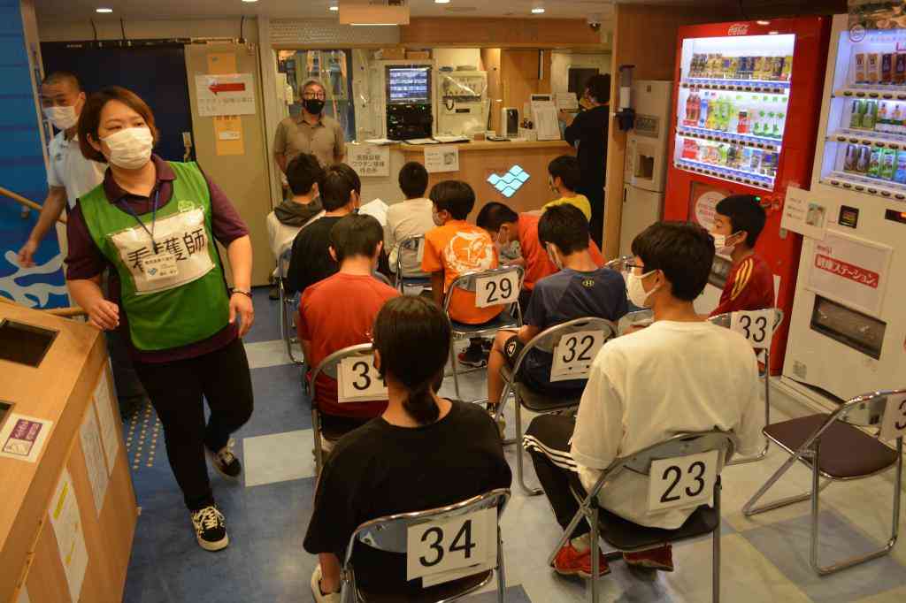 中学受験の小学6年、誕生日によってワクチン「12歳の壁」も 子どもの接種めぐるモヤモヤ (1/3) 〈AERA〉｜AERA dot. (アエラドット) 