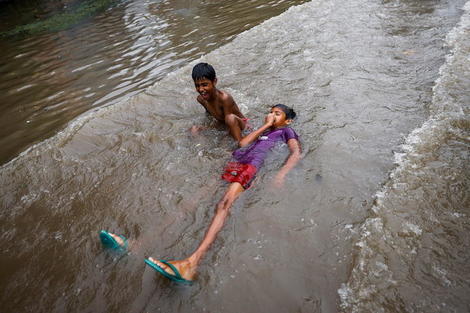 インドで謎のウイルス性熱病が流行、1週間で68人が死亡、子どもが9割で「すぐ死ぬ」｜ニューズウィーク日本版 オフィシャルサイト