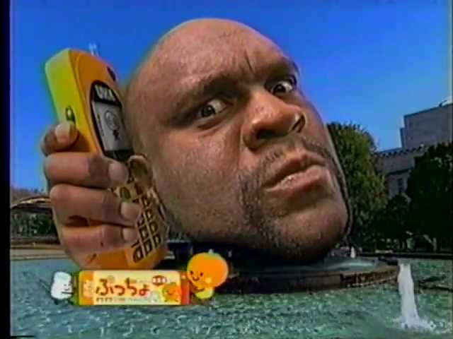 お菓子の懐かしいパッケージを貼るトピ