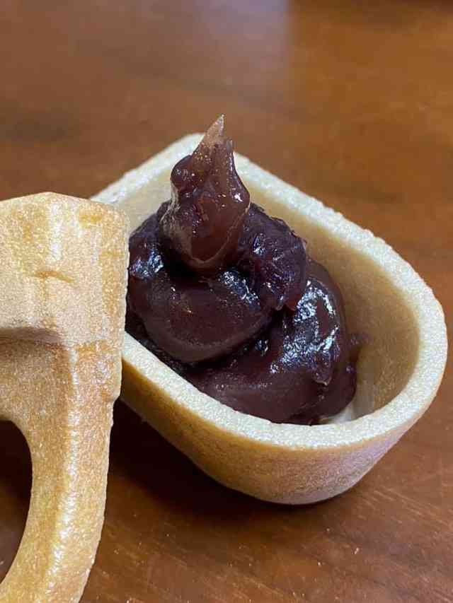 あふれんばかりの様子に、食欲が…衝撃ビジュアルのモナカ「トイレの最中（さいちゅう）」に大反響　実は15年ごしのアイデア結実（まいどなニュース） - Yahoo!ニュース
