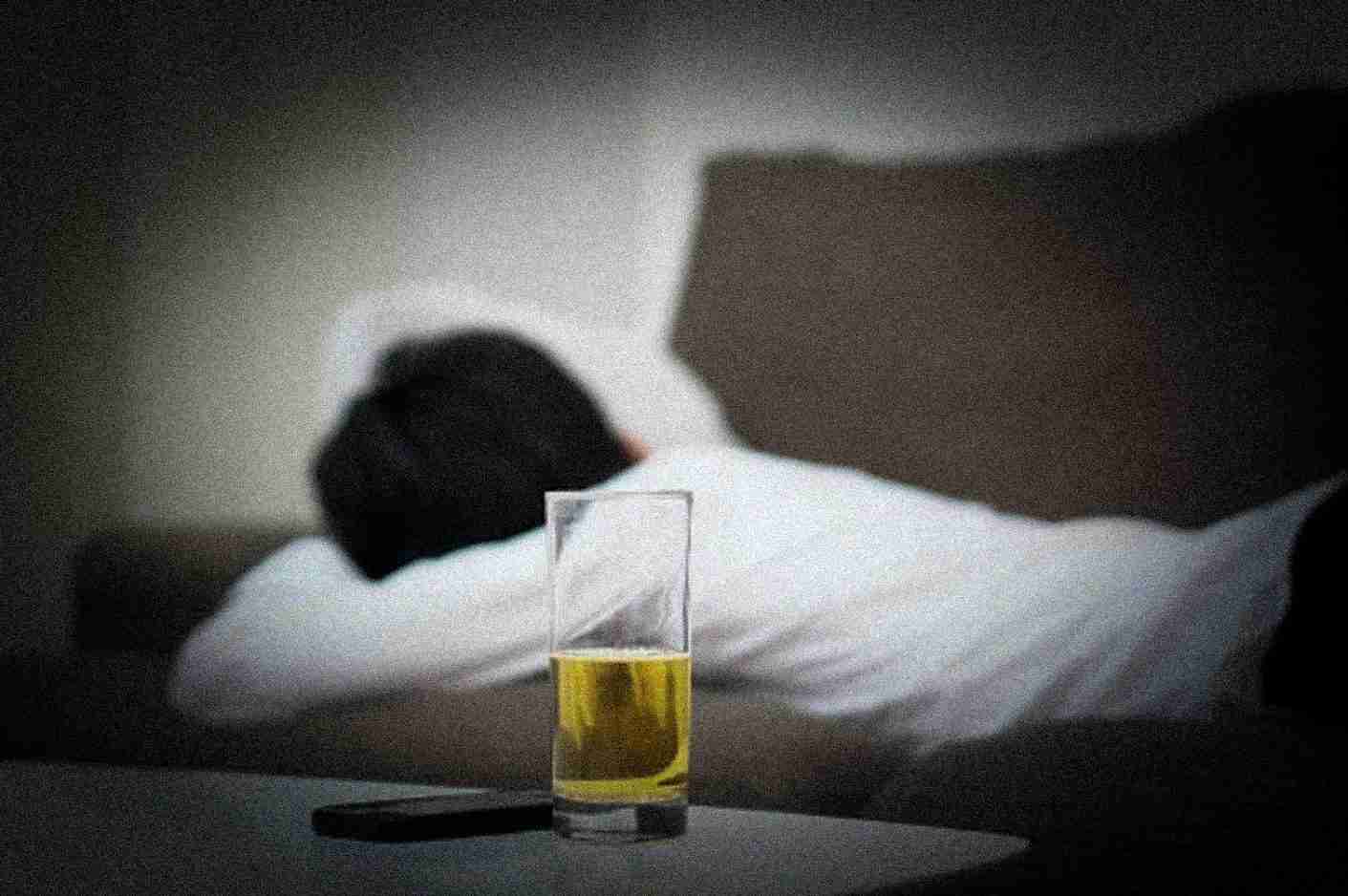             「飲みに行こうか」上司や先輩の誘いが憂うつすぎる緊急事態宣言明け | 日刊SPA!        