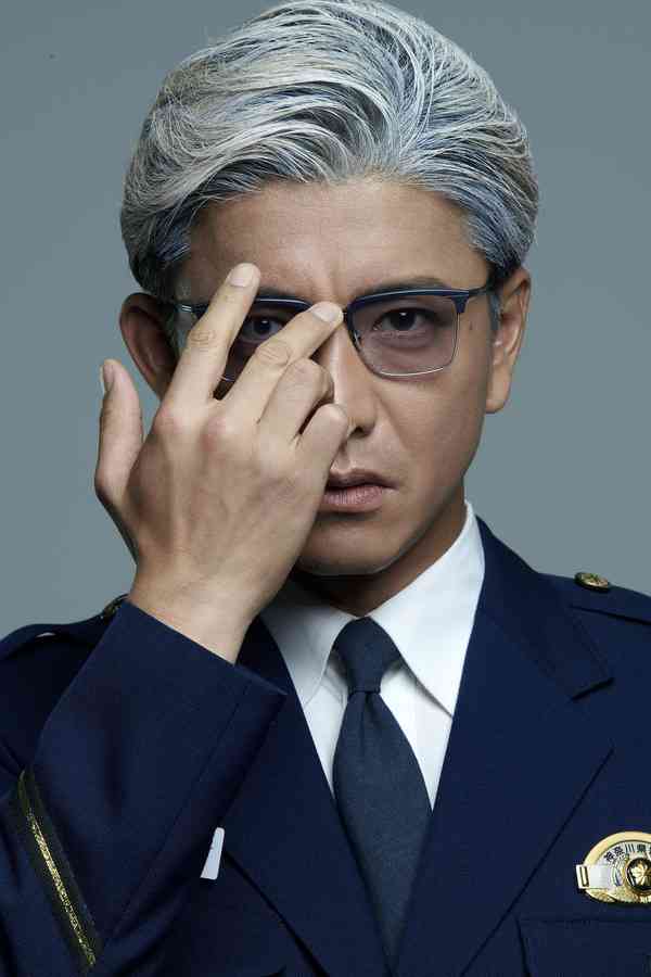 グレーヘアで注目の手塚理美さん　還暦までに黒→茶→白「ふふふ」