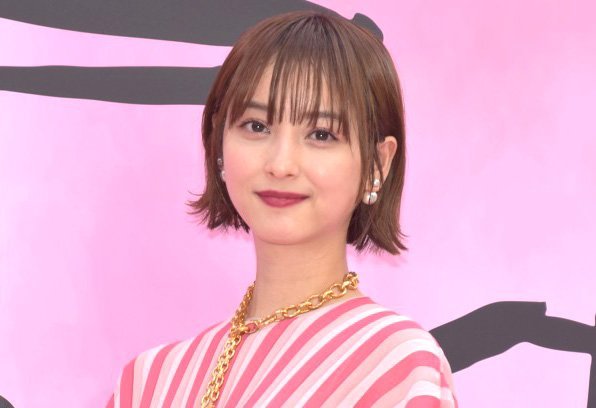 佐々木希“デコ出し”写真にファン歓喜「国宝級の美しさ」「女神様」 | ORICON NEWS